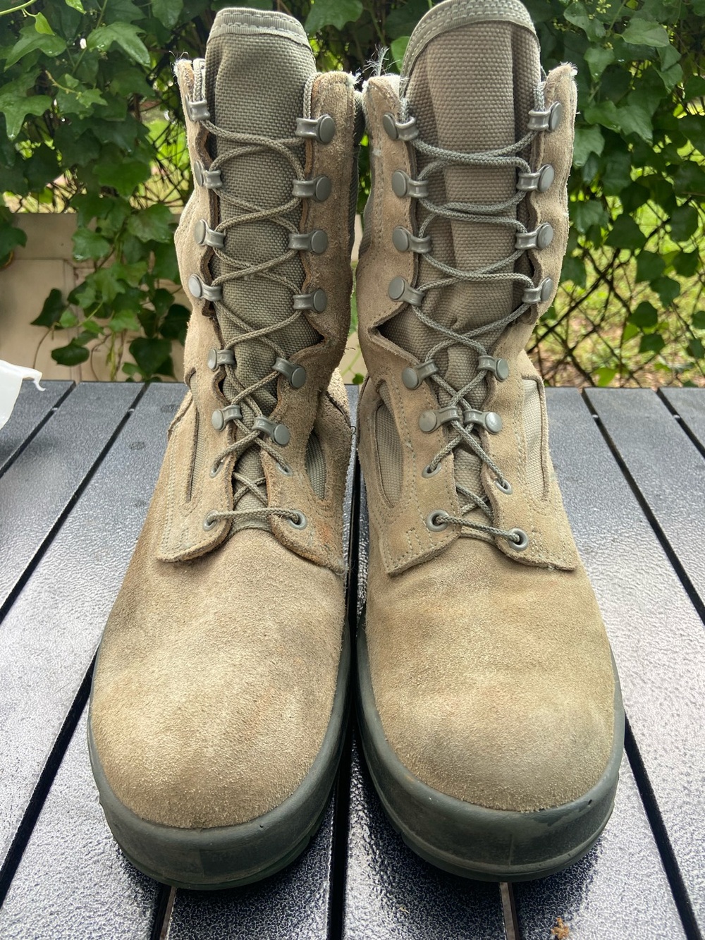 Men's Tactical Lace-Up Boots in Olive Tan